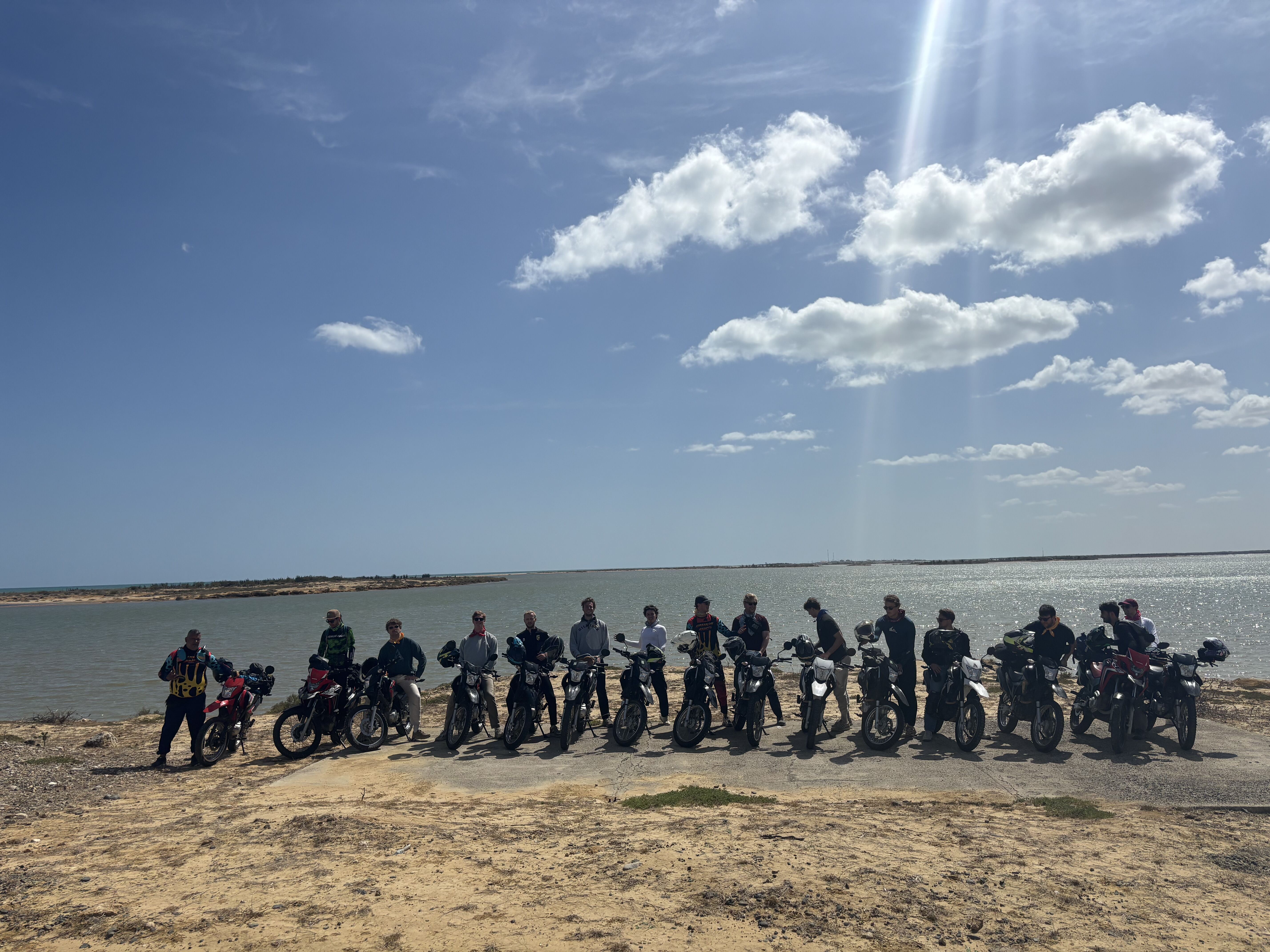 Groep op motoren